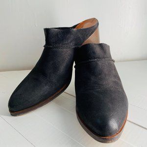 Black Leather Mule